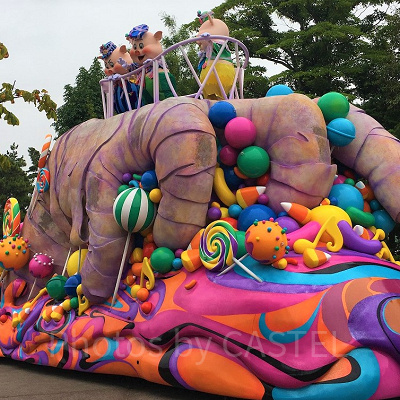 3匹の子ぶたのフロート