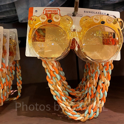 ティムのチェーン付きサングラス