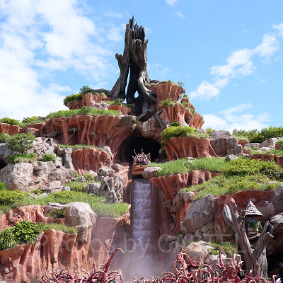 東京ディズニーランド版「スプラッシュ・マウンテン」
