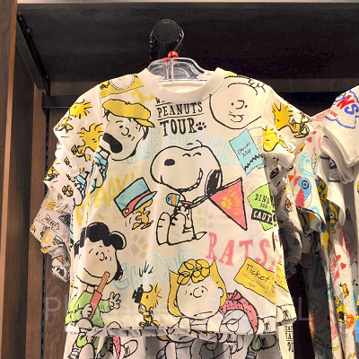 総柄Tシャツ（キッズ）／WHAT A FUN PEANUTS TOUR