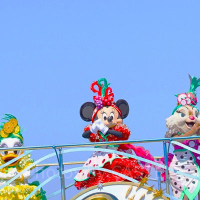 トータリー・ミニーマウス：期間限定ハーバーグリーティング「トロピカル・スプラッシュ」