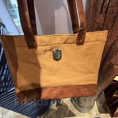 トートバッグ〔USJ×進撃の巨人〕