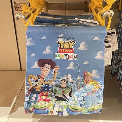 トイ・ストーリーホテルグッズ：きんちゃく（表）