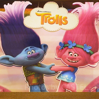 トロールズ