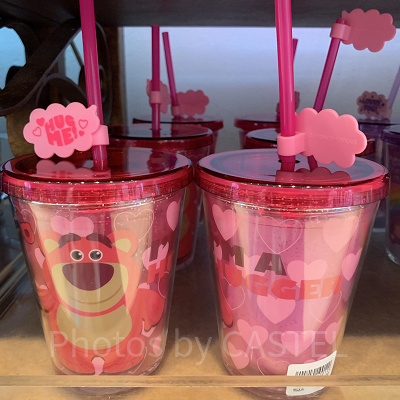 ストロー付きタンブラー