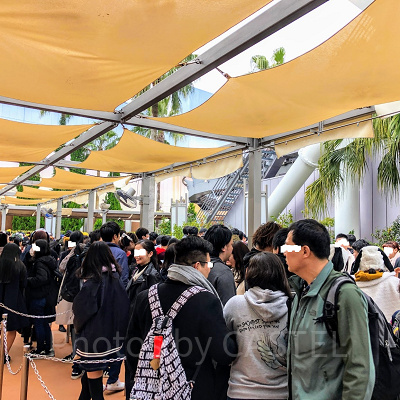 ユニバのバックドロップ：待ち列