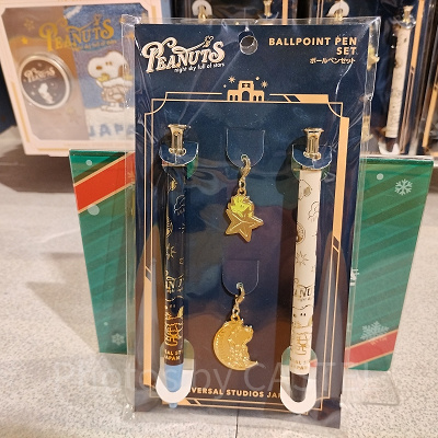 ユニバクリスマスグッズ2024：ボールペンセット（冬服スヌーピー&チャーリー）