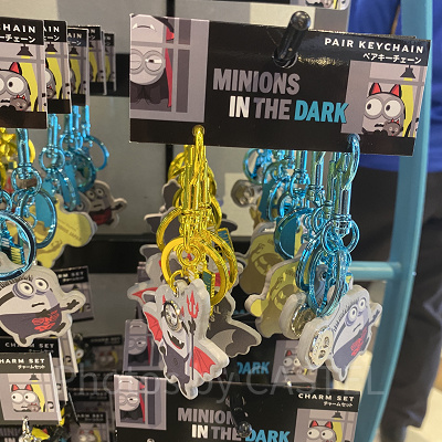 ユニバハロウィン2022グッズ：ペアキーチェーン