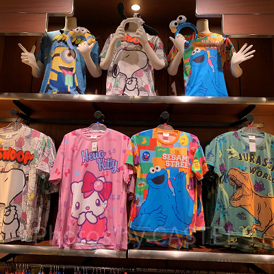 ユニバのTシャツ2025