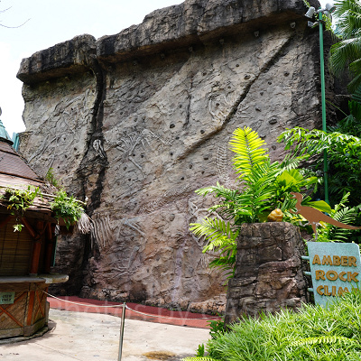 ユニバーサルスタジオシンガポール(USS)：アンバー・ロック・クライム