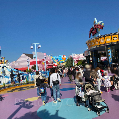 ユニバーサル・ワンダーランド