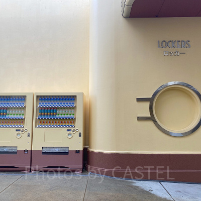 USJコインロッカー：エントランス右手