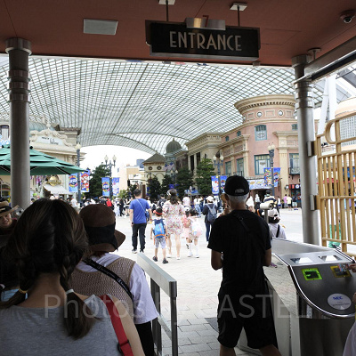 USJのエントランス