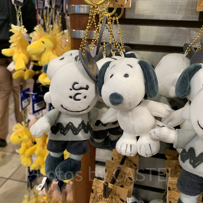 USJグッズ/スヌーピー＆チャーリーモノクロマスコットキーホルダー