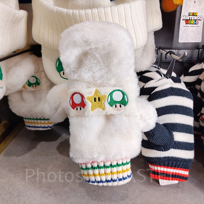 USJ冬グッズ：マリオのアイテム柄ホワイトミトン