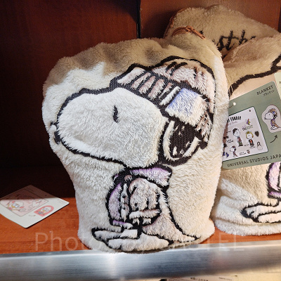 USJ冬グッズ：スヌーピーのブランケット