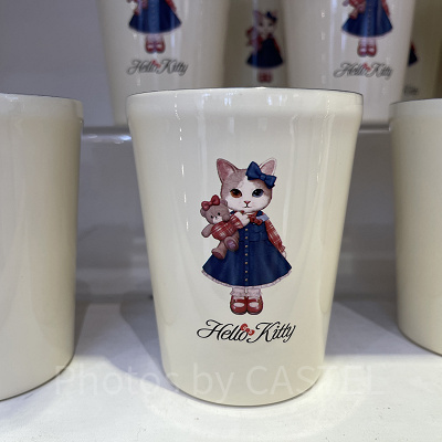 USJ/ハローキティのリアル猫コップ