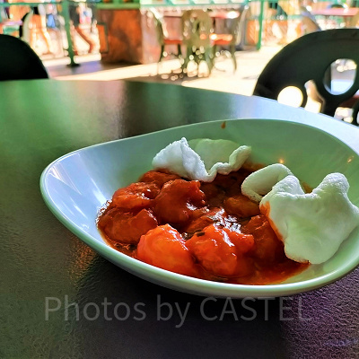 ヴォルケイニア・レストラン：海老のチリソース