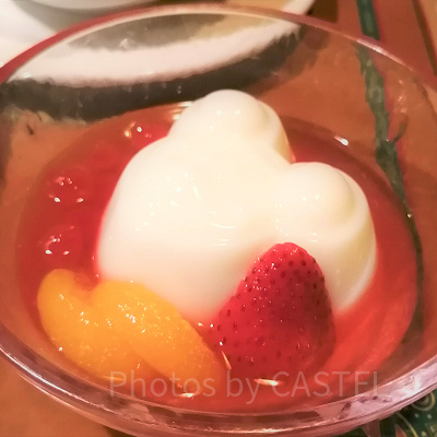 ヴォルケイニア・レストラン：デザートメニュー