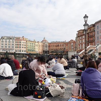 ショー待ち：開園直後のリドアイル