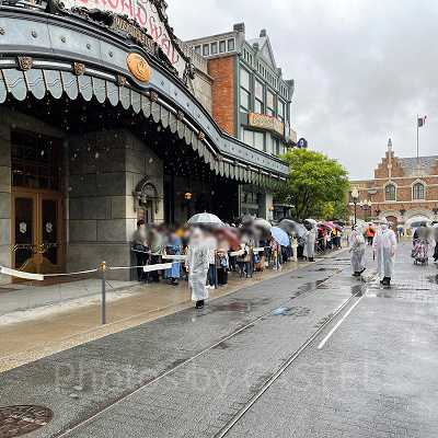 ビッグバンドビートの自由席待ちの様子（2022年6月）