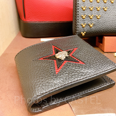 ウォレット（二つ折り財布）