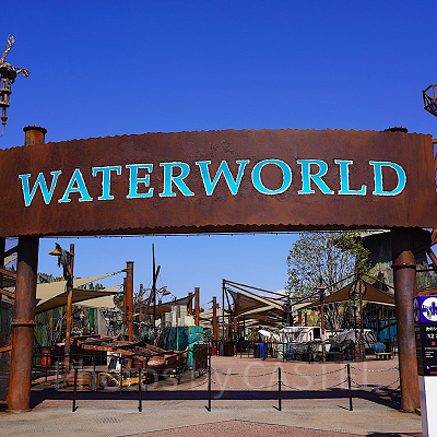ウォーターワールド
