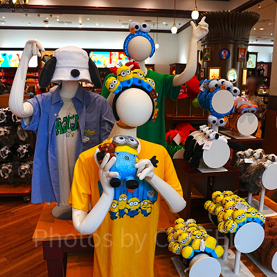 カチューシャや帽子の身に着けアイテムは必須！