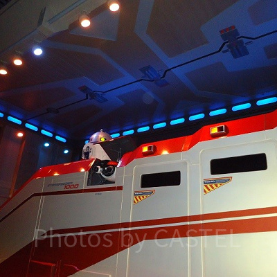 スター・ツアーズ：ザ・アドベンチャーズ・コンティニューの待ち時間は？