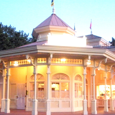 年パスはどこで買える？