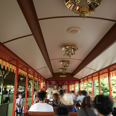 座席は左右どちらが良い？