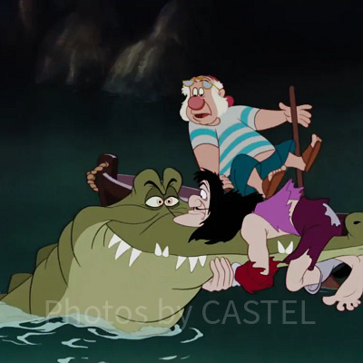 なぜワニが怖い？左手をなくした理由は？