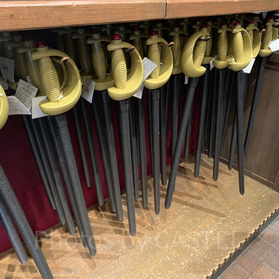 剣を手に、いざ勝負！