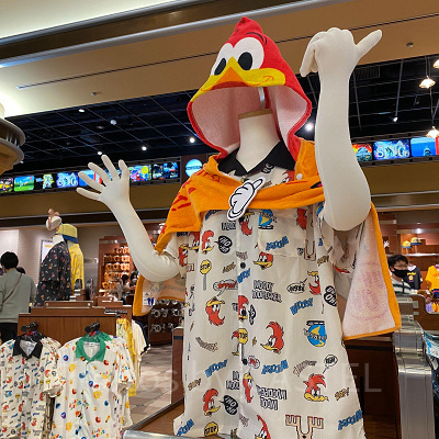 ウッディウッドペッカーのフード付きタオル