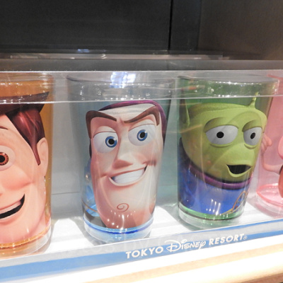 ウッディのタンブラー（一番左）