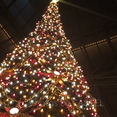 ワールドバザールのクリスマスツリー