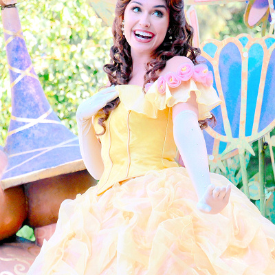 イエロードレスコーデ