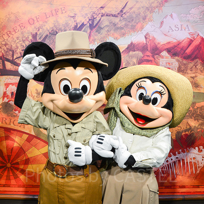 パーク外でもミッキーグッズを買うことができちゃうんです☆