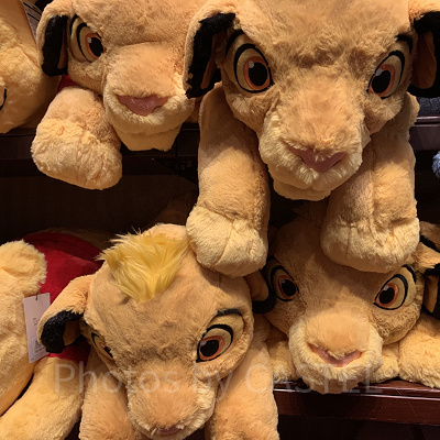 ヤングシンバの抱き枕