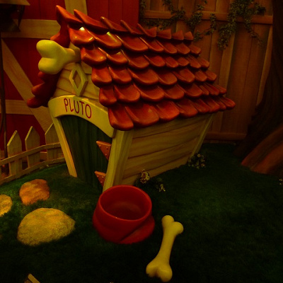 プルートの家 キャステル Castel ディズニー情報