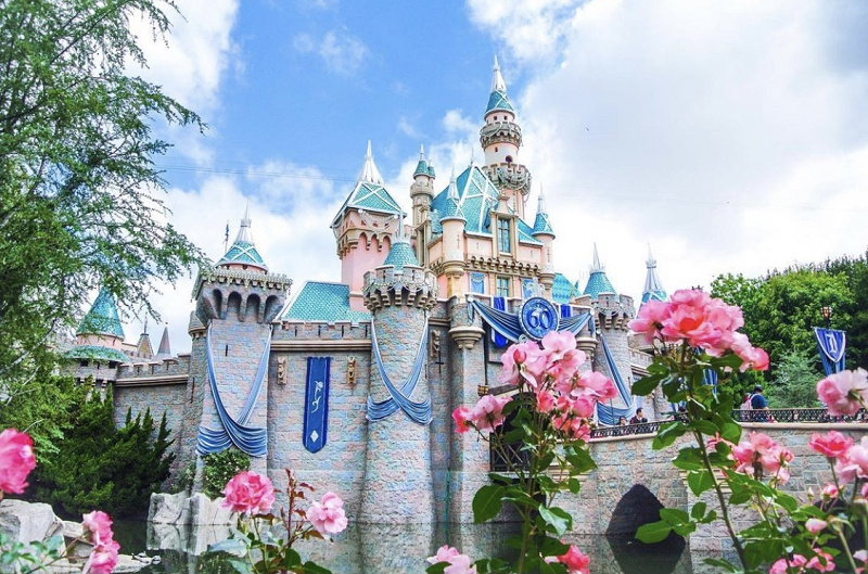 【カリフォルニア】ディズニーパークのトリビア5選！アナハイムのパークに隠されたストーリーの数々！
