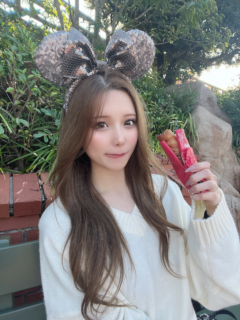 1/15発売】ディズニー×蜷川実花グッズ8選！写真集が登場！人気のポスト