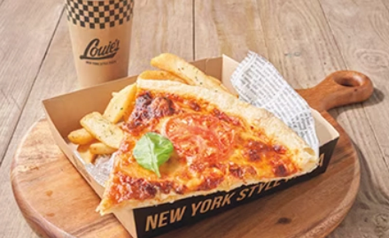 ユニバで本格的なピザが食べられる「ルイズ N.Y. ピザパーラー」！場所