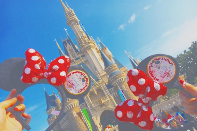 体験談】誕生日サプライズ！ディズニーで素敵な思い出を友達や彼氏彼女