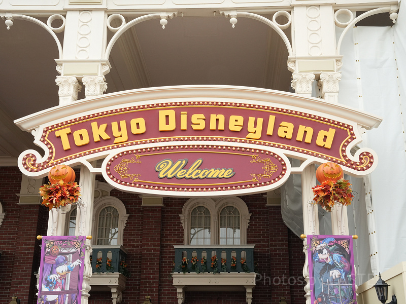 【2022年10月】ディズニー混雑予想＆楽しみ方紹介♪空いている日はいつ？ハロウィン徹底ガイド！