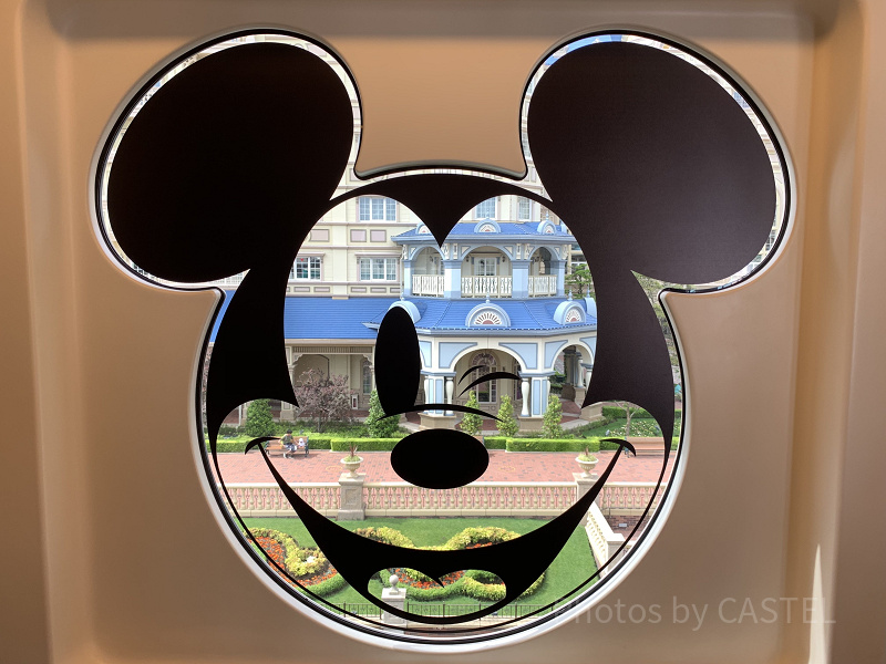 【ディズニーリゾートライン20周年】ミッキーの挨拶・展示・フリーきっぷが登場！新コスチュームも！