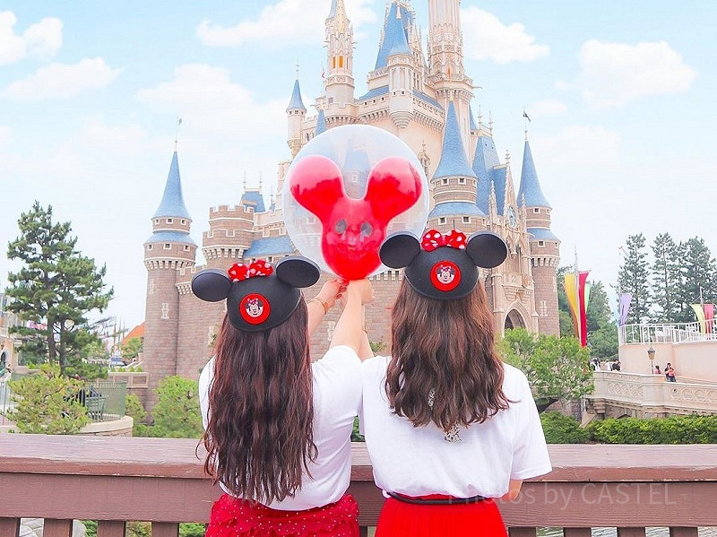 【2026夏】7月のディズニーの服装まとめ！おすすめのアイテム＆コーデ例！