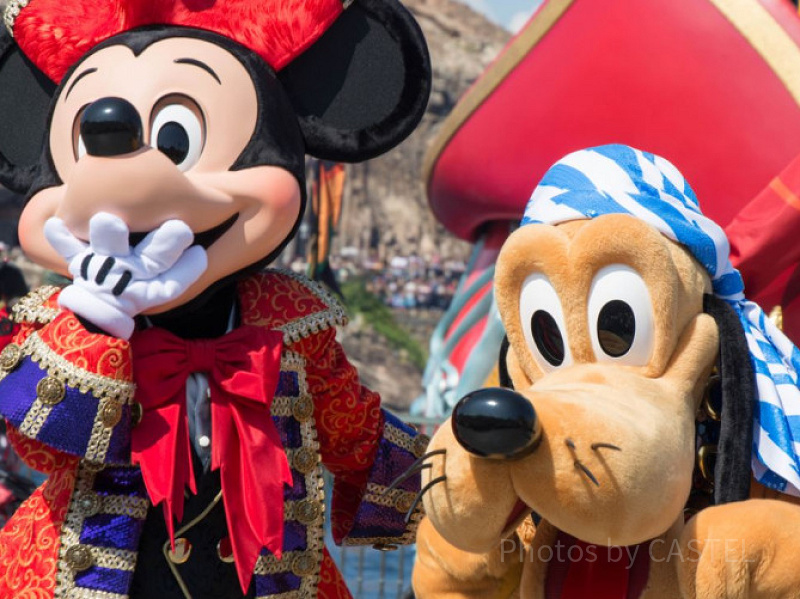 【2025】ディズニー秋の持ち物リスト！9月＆10月の必需品・仮装にあると便利なもの・シチュエーション別