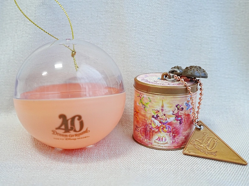 ディズニーガチャガチャ】40周年モチーフキーチェーンを紹介！デザイン