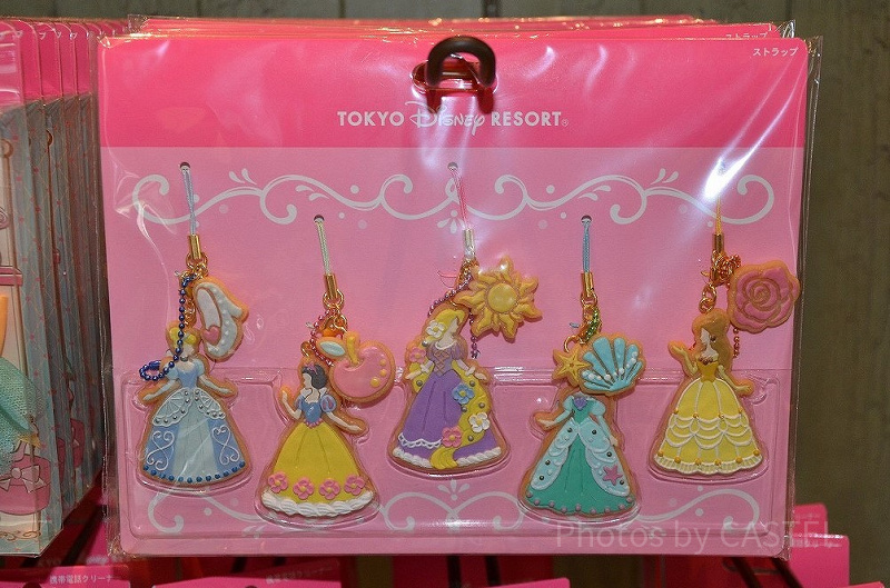 ディズニーランドのプリンセスグッズとショップ！人気のアリエルやラプンツェルのお土産を買おう